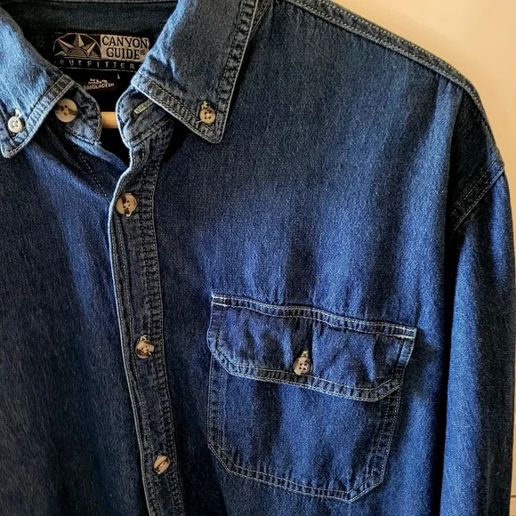 Vintage Canyon Guide Outfitters  Men's Blue Denim Button Up Shirt Size XL - Picture 4 of 4